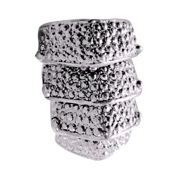 Armor Shield Knuckle‎ Finger Ring in Silver - Picture 1 of 11